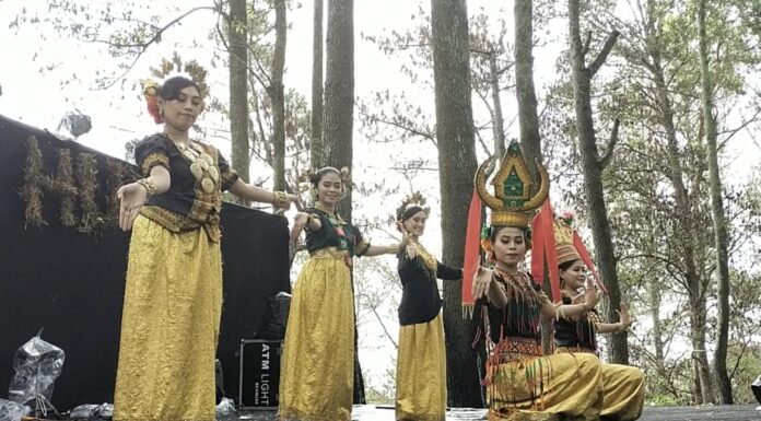 Kemah Budaya dan Musik Hutan