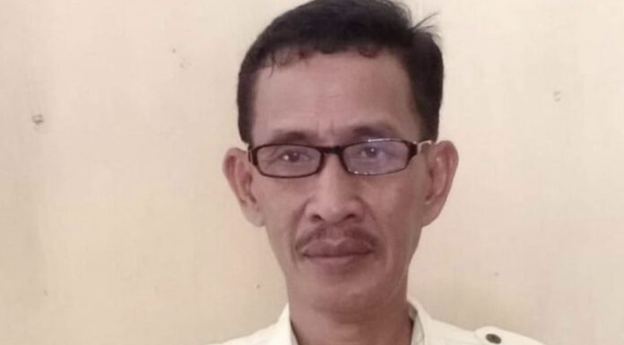Kepala Desa Camba Camba, Segani Sikki
