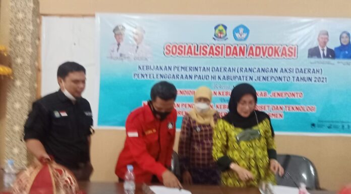 Jadi Pemateri di Sosialisasi dan Advokasi HI, ini Pemaparan Bunda PAUD Jadi Pemetari