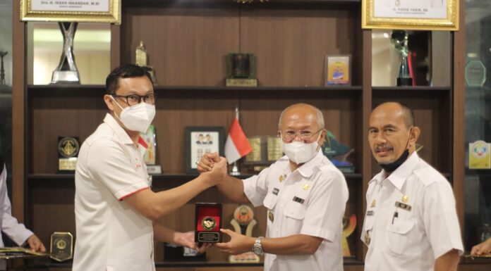 Bupati Jeneponto Sambut Asisten Deputi VII Bidkoor Kominfotur Kemenko Polhukam Bupati