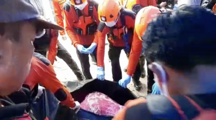 Warga Salekoa Batumopang yang Terseret Banjir Ditemukan di Laut Batule'leng Barat Desa Mallasoro Warga