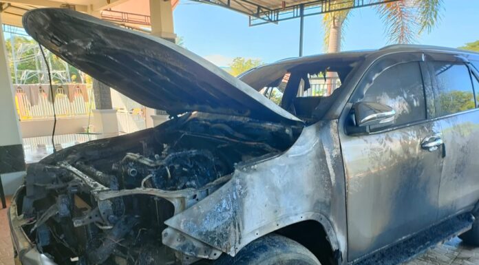 Mobil Salah Seorang Anggota DPRD Jeneponto Dibakar OTK, Pelaku Terekam CCTV Mobil