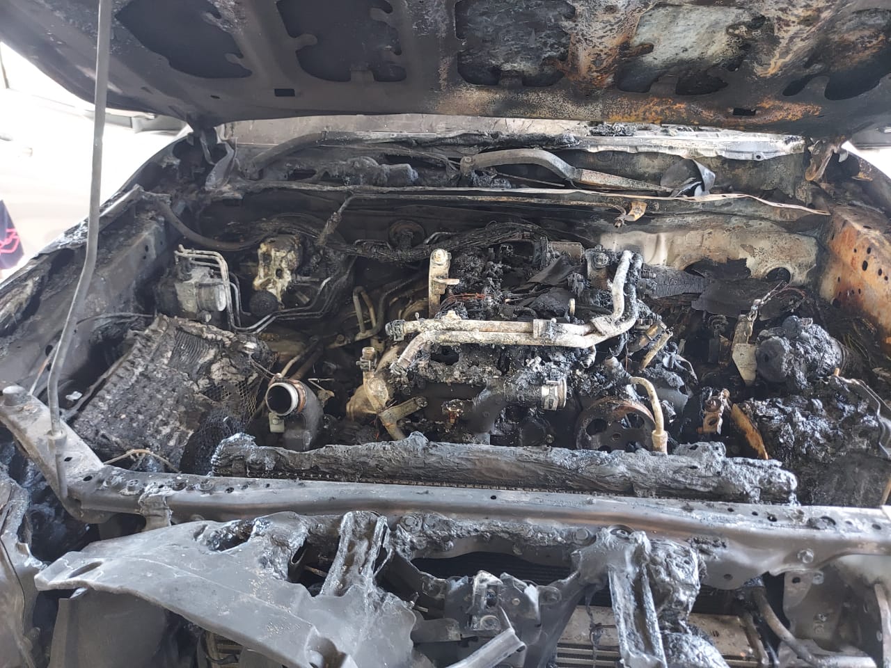 Mobil Salah Seorang Anggota DPRD Jeneponto Dibakar OTK, Pelaku Terekam CCTV