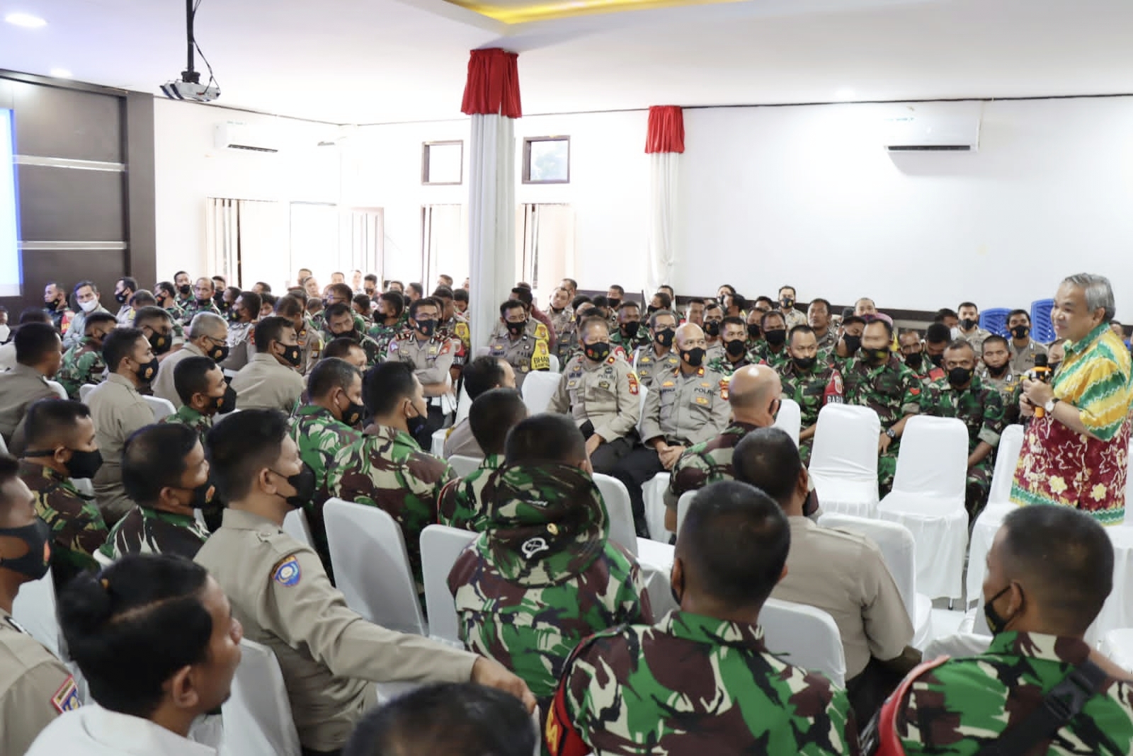 Tingkatkan Sinergitas, Kapolda Sulsel dan Pangdam XIV Hasanuddin Hadirkan Program Sharing dan Motivasi