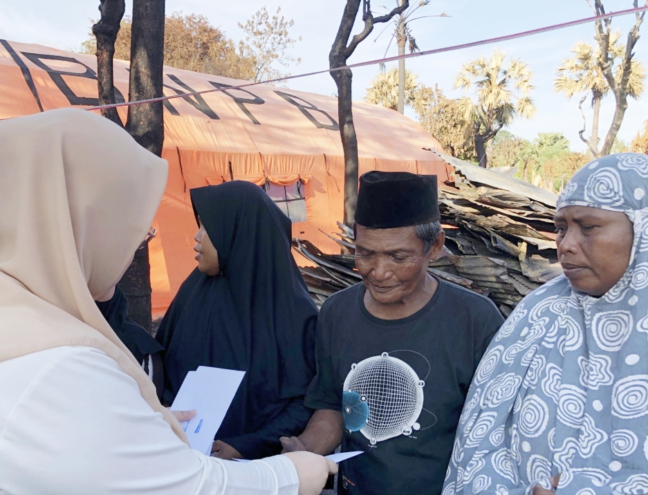 Legislator Gerindra, Vonny Ameliani Bantu Korban Kebakaran di Jeneponto