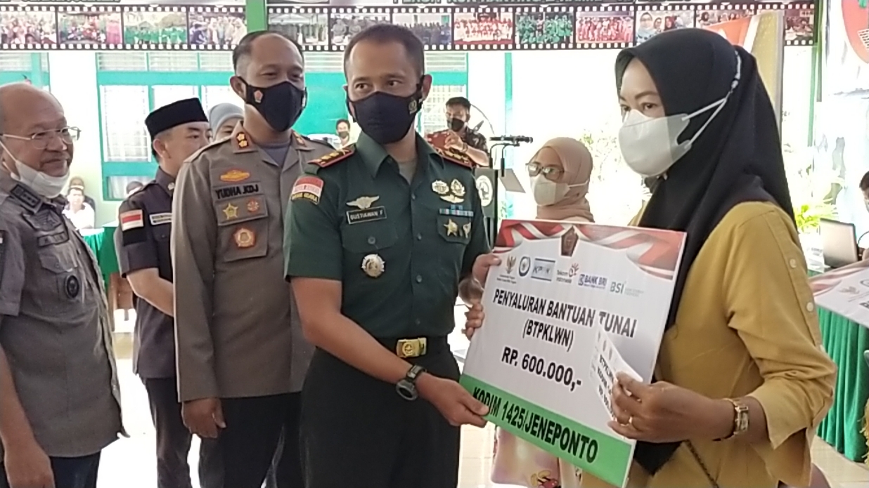 Kodim 1425 Jeneponto Salurkan BTPKLWN, 10.000 KPM, Bupati Harap Tepat Sasaran, Babinsa Awas