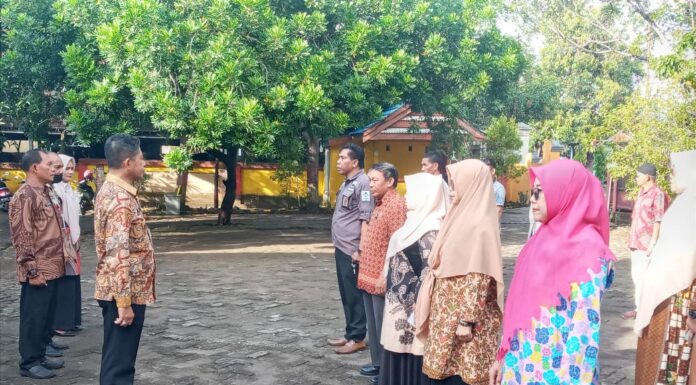 Pimpin Apel di Disdikbud