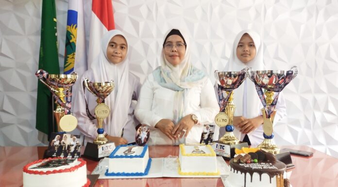 Tim Robotik MTsN 2 Jeneponto Tampil Perkasa di Negeri Jiran Malaysia Tim Robotik