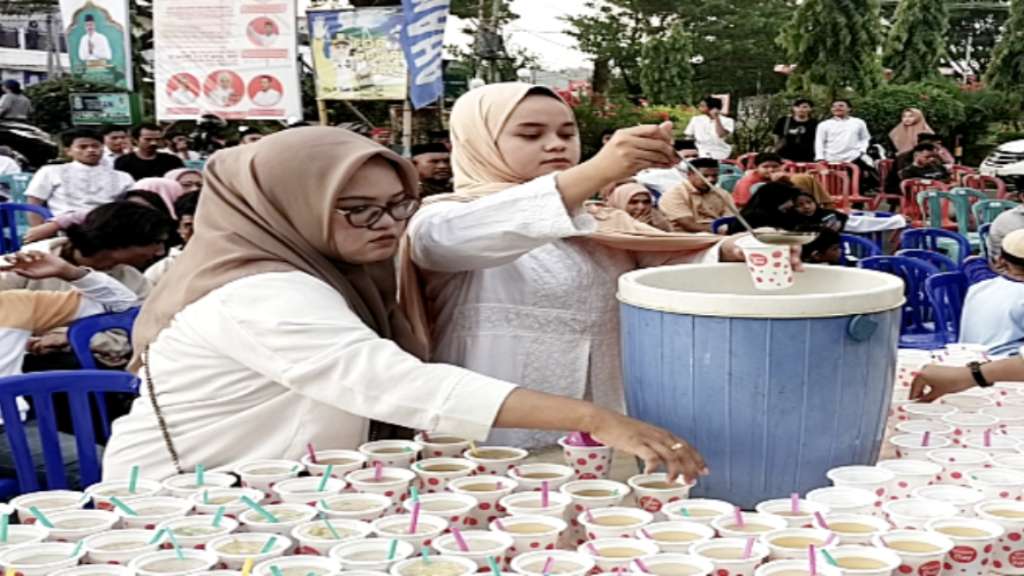 DPC Gerindra Jeneponto Buka Puasa dan Doa Bersama Ratusan Masyarakat