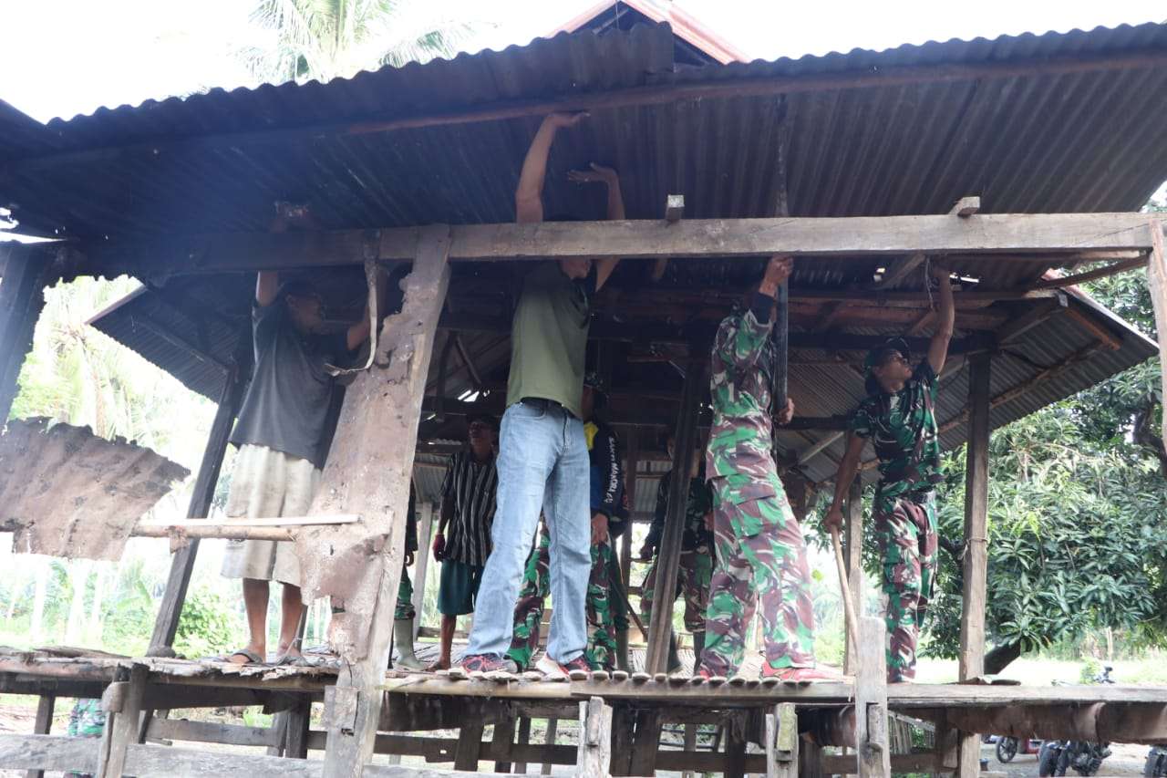 Wujudkan Mimpi Lansia 98 Tahun, Satgas TMMD 116 Kodim Jeneponto Bangun Rumah Kamange