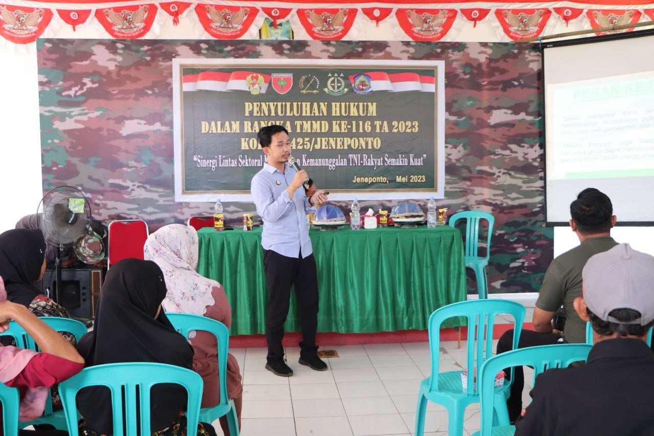 Bukan Hanya Sasaran Fisik, Satgas TMMD ke-116 Kodim Jeneponto juga Gelar Penyuluhan Hukum