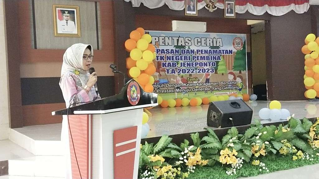 Pentas Ceria Penamatan dan Pelepasan 74 Siswa TK Negeri Pembina Kabupaten Jeneponto