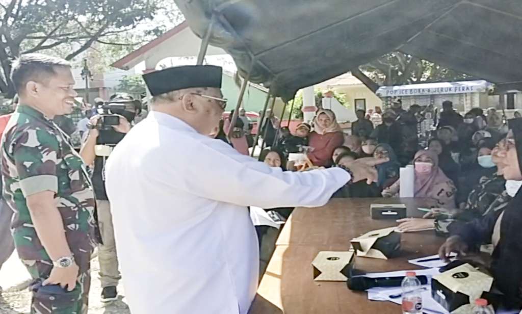 Hari Bhakti ke-76 TNI AU, Ribuan Warga Jeneponto Ikut Periksa Mata dan Operasi Katarak