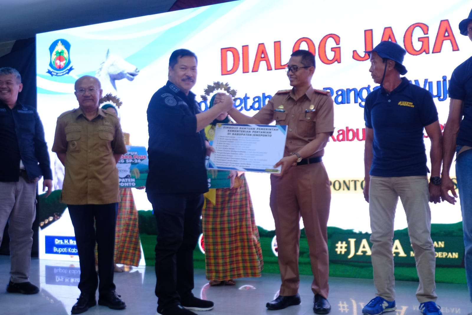 Wujudkan Ketahanan Pangan, Irjen Kementan RI Dialog dengan Kelompok Tani di Sulsel