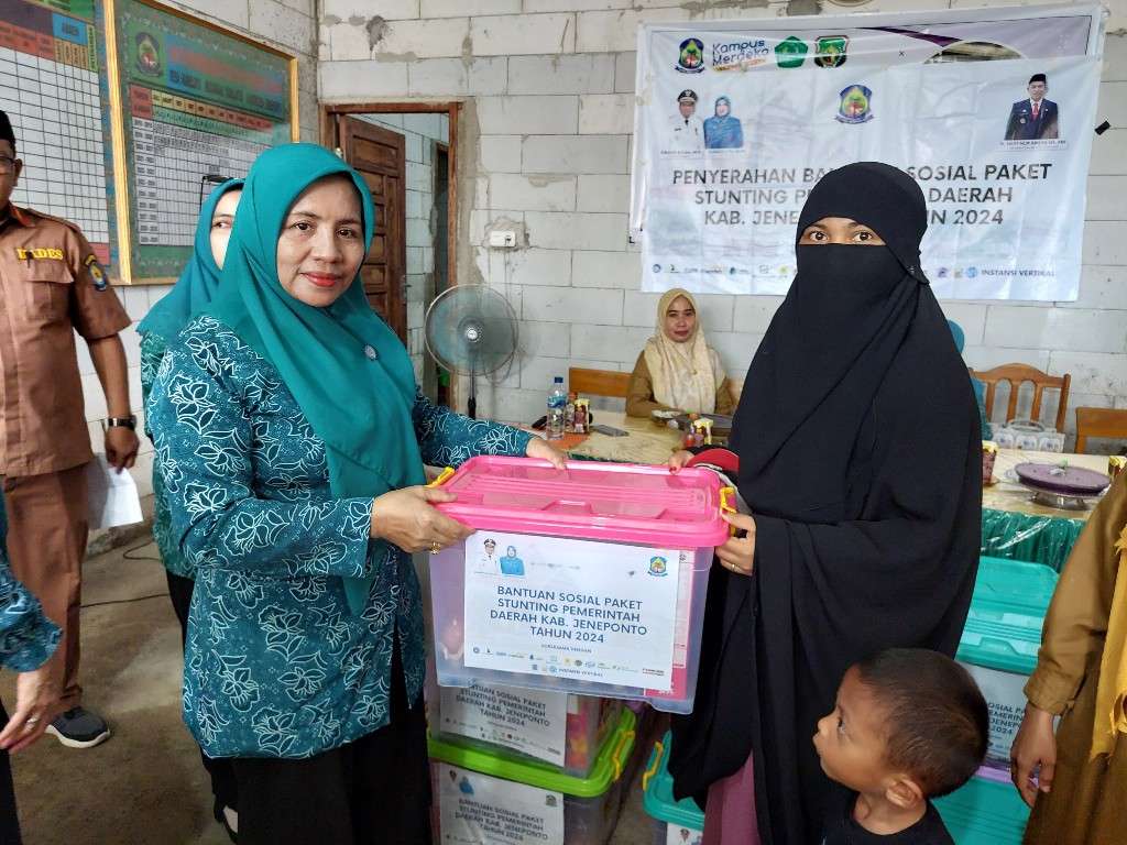 Pj Ketua TP PKK Jeneponto Terus Bergerak Sambangi Keluarga Berisiko Stunting
