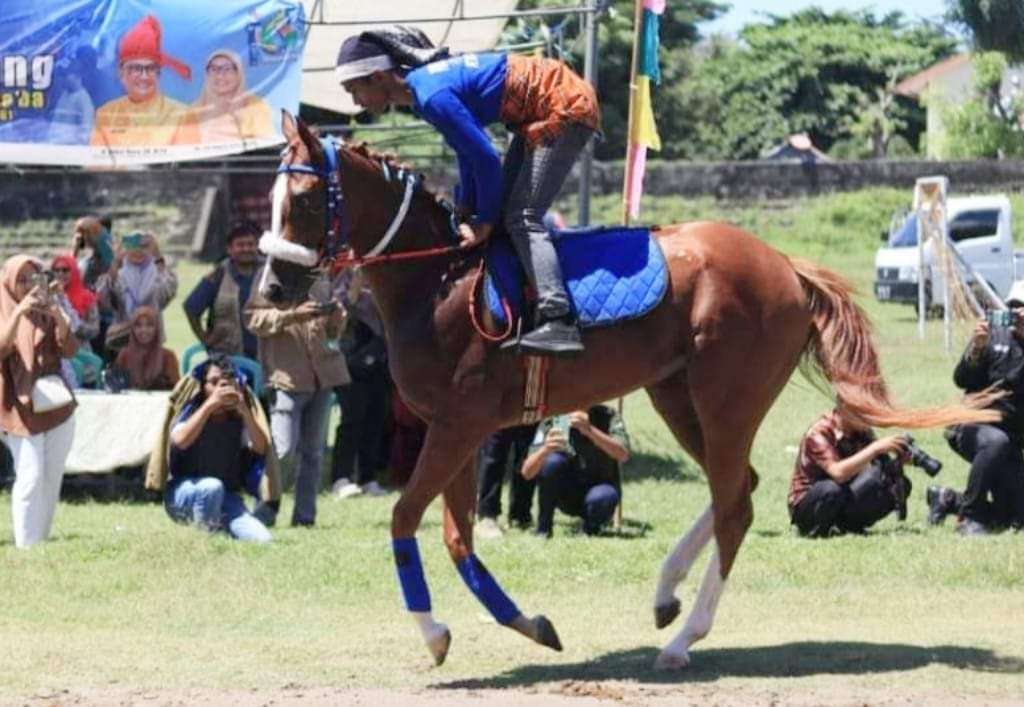 Kuda Tulolonna Bangkala Raih Juara 1 Kontes Jarang Patta'ba Hari Jadi Jeneponto Ke-161