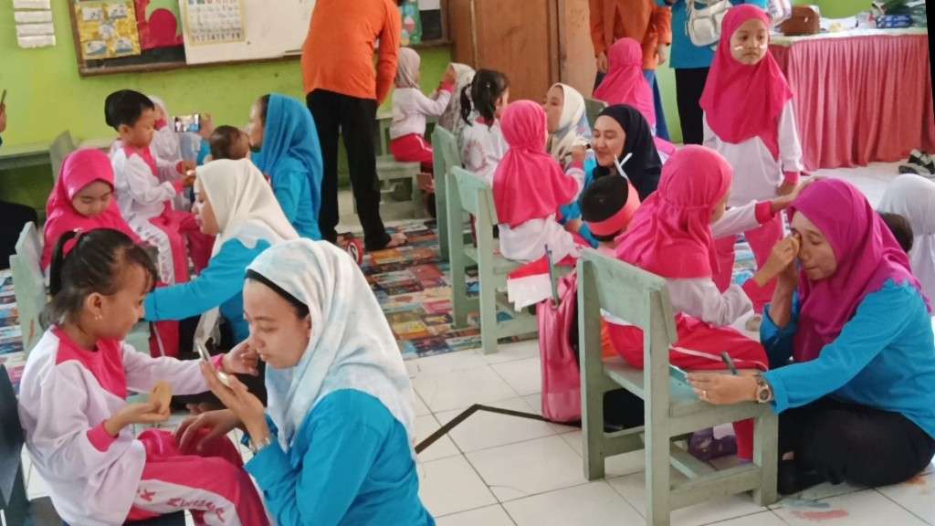 Seru! Siswa TK Pembina Jeneponto Antusias Semarakkan HUT Ke-79 RI