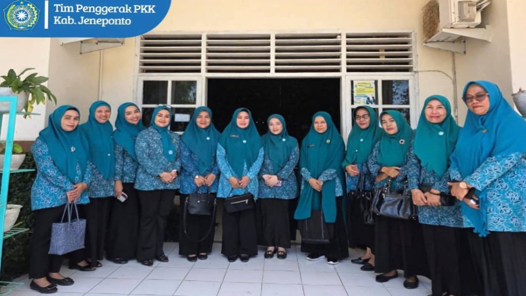 TP PKK Jeneponto Gencarkan Pembinaan 10 Program Pokok PKK di Kecamatan Bontoramba dan Tamalatea