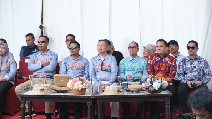 Wakil Bupati Jeneponto Hadiri Festival Phinisi XV 2025 di Pantai Mandala Ria Bulukumba