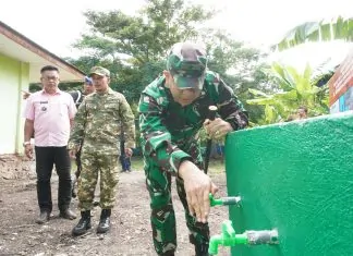 Pastikan Hasil Kerja Berkualitas, Danrem 141 Toddopuli Tinjau Langsung Pembangunan TMMD di Desa Arpal Pastikan Hasil